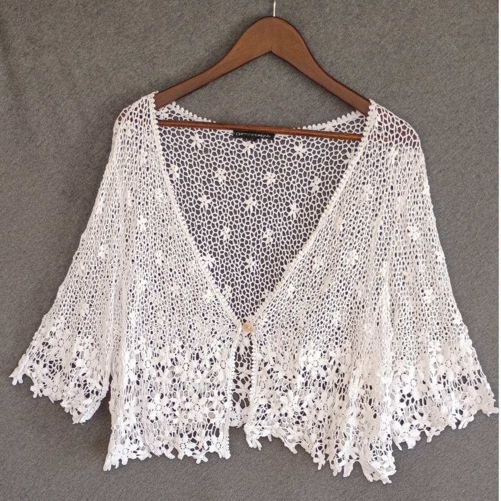 Womens White Cotton Floral Crochet Knit Shrug Cardigan 2X Cropped Top Minimalist